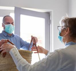 COVID-19: Od soboty 24 października zaostrzenie rygorów. Cała Polska w czerwonej strefie