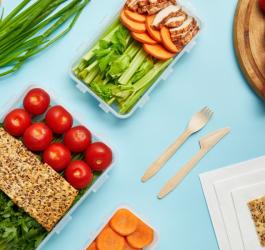 Warzywa i inne składnik diety wątrobowej.