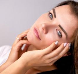 Jak powinna wyglądać pielęgnacja cery naczynkowej?