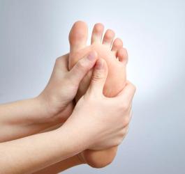 Jak powstają haluksy?