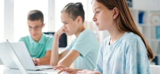 Koronawirus - szkoły, przedszkola i żłobki zamknięte do 24 maja