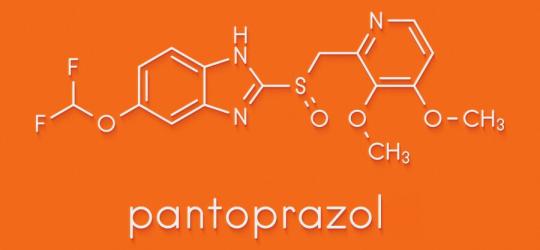 Wzór chemiczny pantoprazolu.