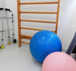 Sprzęt do rehabilitacji.