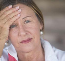 starsza kobieta menopauza