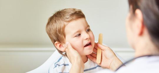 Świnka - jak się objawia i jak należy ją leczyć?