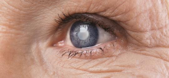 Zaćma - objawy i sposoby usuwania katarakty